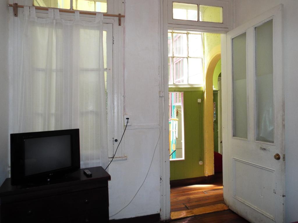 Hostal Casa Verde Limon Valparaíso Oda fotoğraf